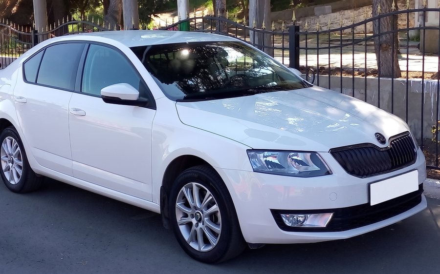 Škoda Octavia — учебный автомобиль автошколы АвтоЛига
